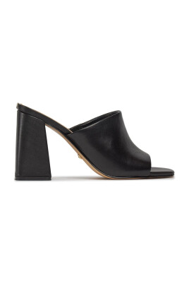 sorte-flade-sandaler-keila-mules