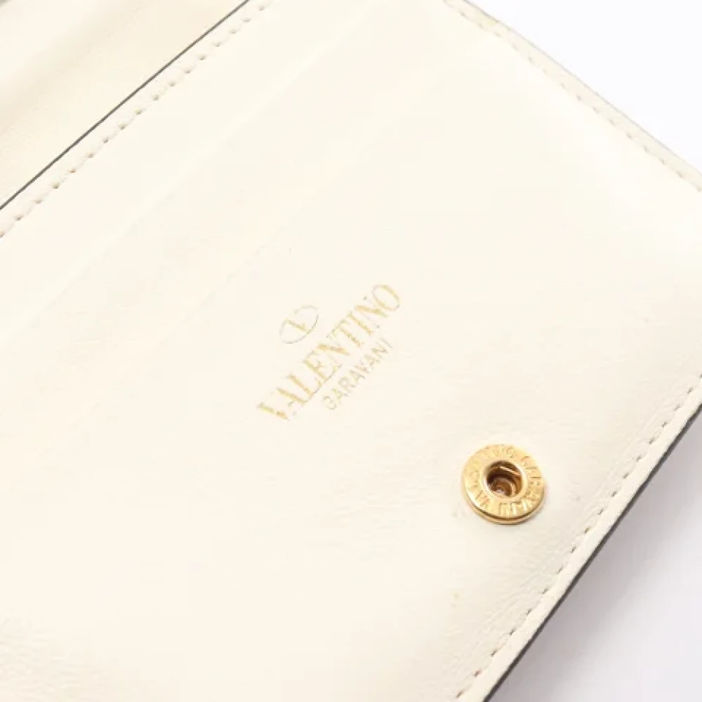 Valentino Vintage Pre-owned Leather wallets White Dames