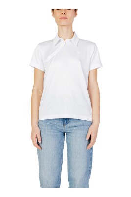 chemise-boutonnee-a-manches-courtes