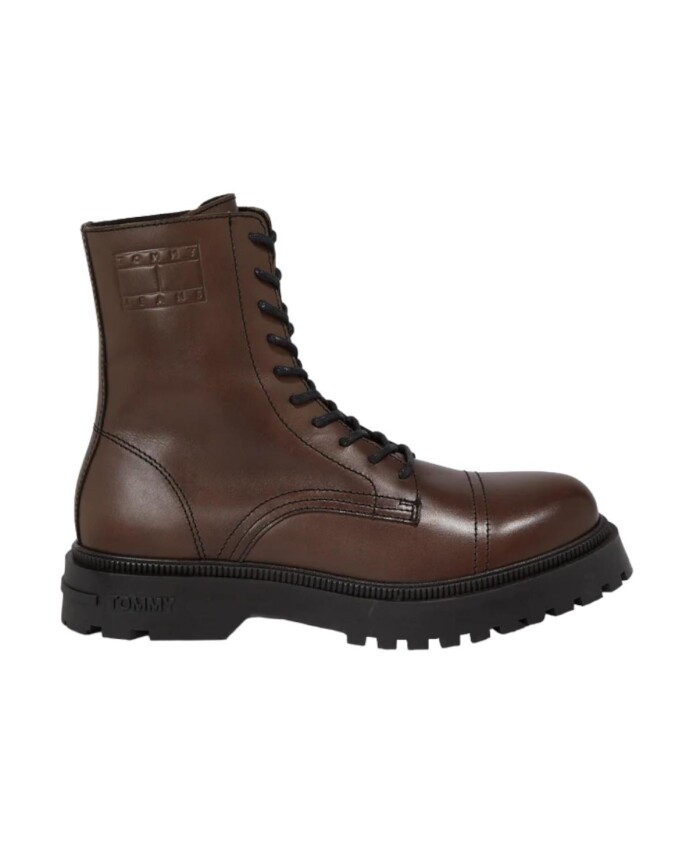 bottines-decontractees-a-lacets
