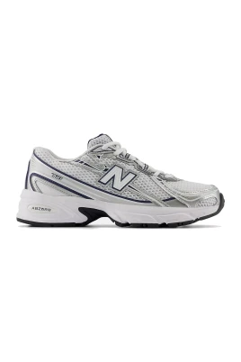 740 GS Sneakers