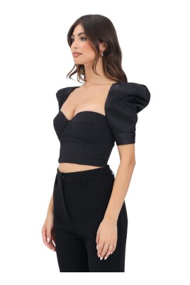 haut-noir-a-manches-ballon