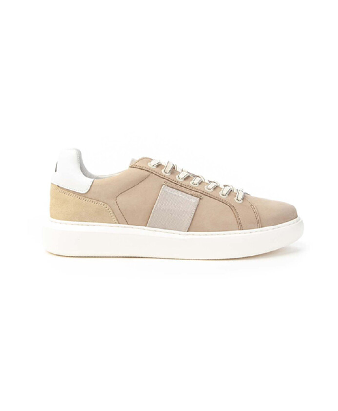 sneakers-en-cuir-taupe-modele-eclipse