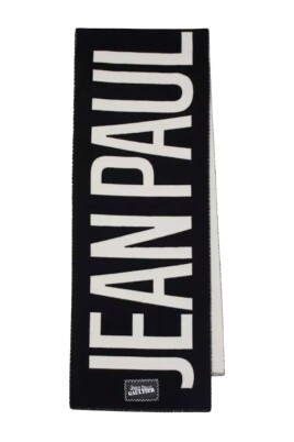 black-and-white-oversized-scarf