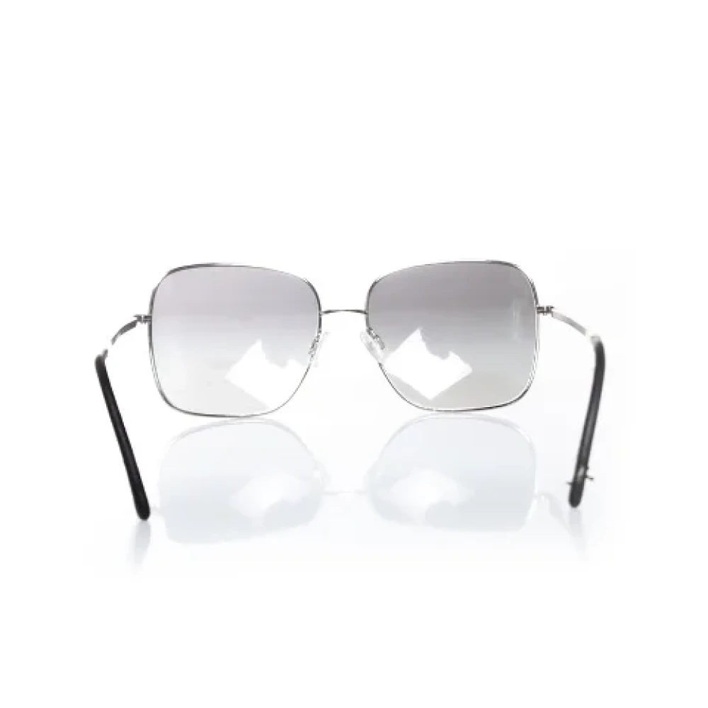 Chanel Vintage Pre-owned Metal sunglasses Gray Dames