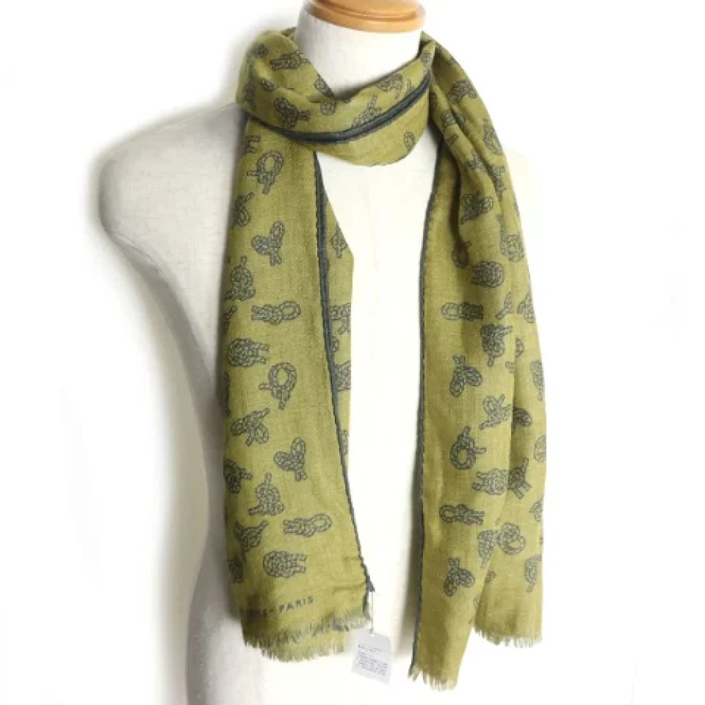 Hermès Vintage Pre-owned Canvas scarves Gray Dames