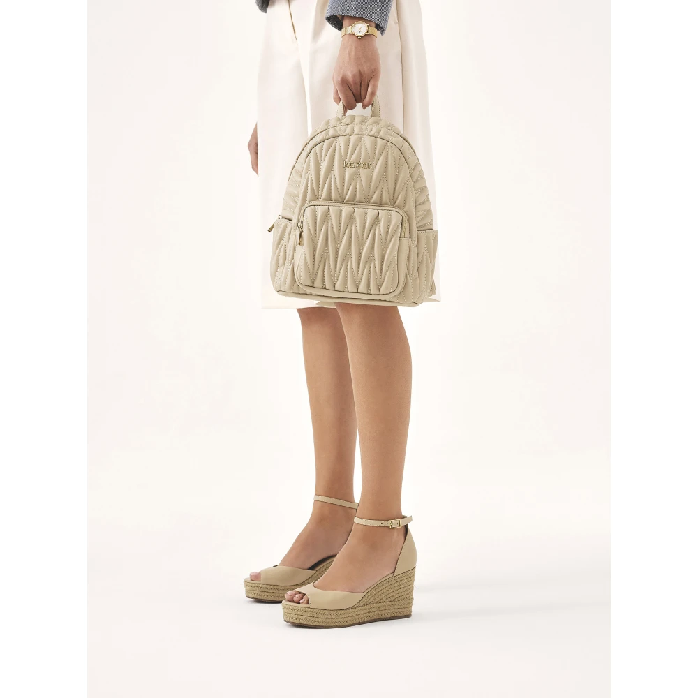 Kazar Gewatteerde beige graanleren rugzak Beige Dames