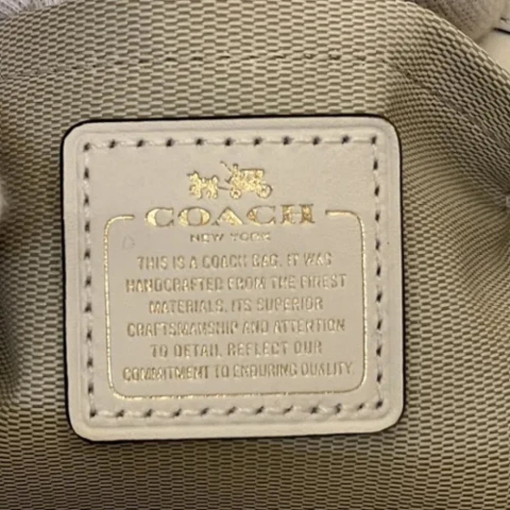 Coach Pre-owned Leather shoulder-bags Beige Dames
