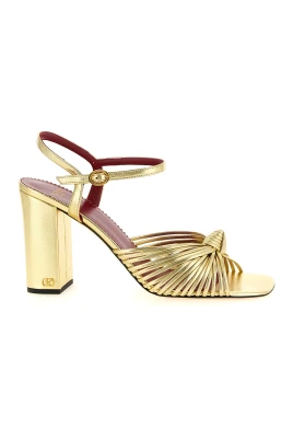 Annet Sandal