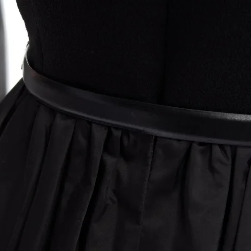Michael Kors Pre-owned Wool bottoms Black Dames