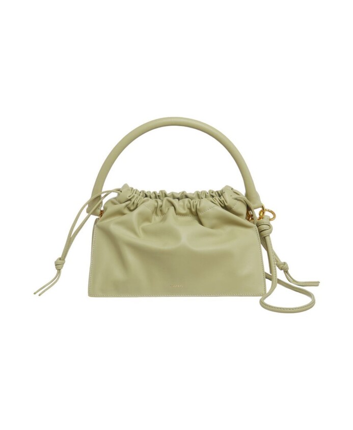 sac-a-main-en-cuir-structure-et-decontracte