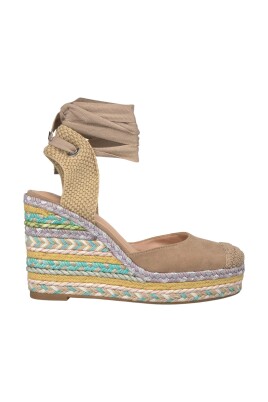 braided-wedge-details