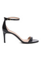 sandales-en-cuir-verni-noir-design-elegant