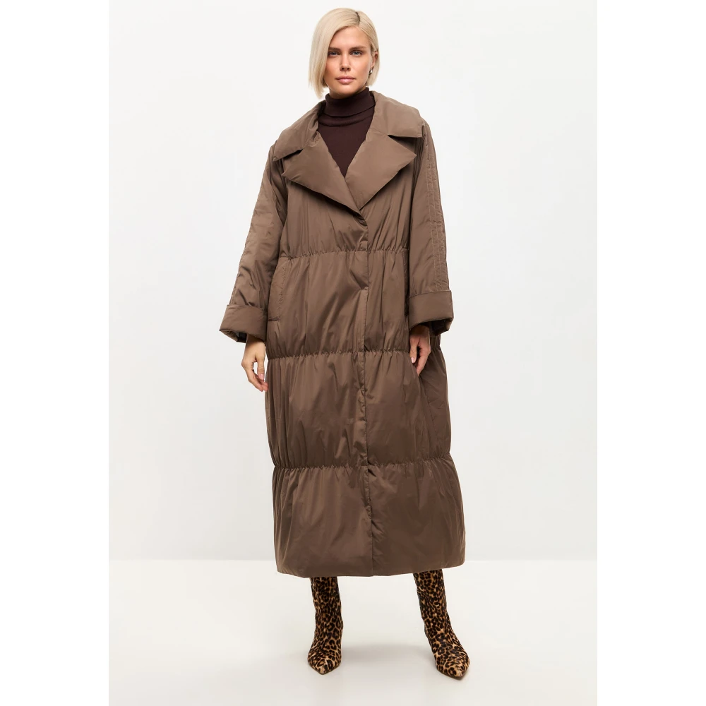 Cesare Gaspari Lange Oversized Gewatteerde Jas Brown Dames