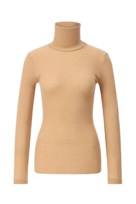 pull-a-col-roule-cotele