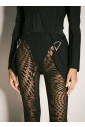 getailleerde-blazer-met-uitsparingen-en-gespen
