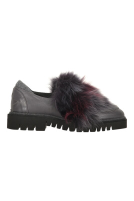 fur-patch-leather-loafers