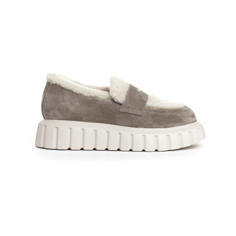 Shoes > Flats > Loafers - - Voile Blanche - Modalova