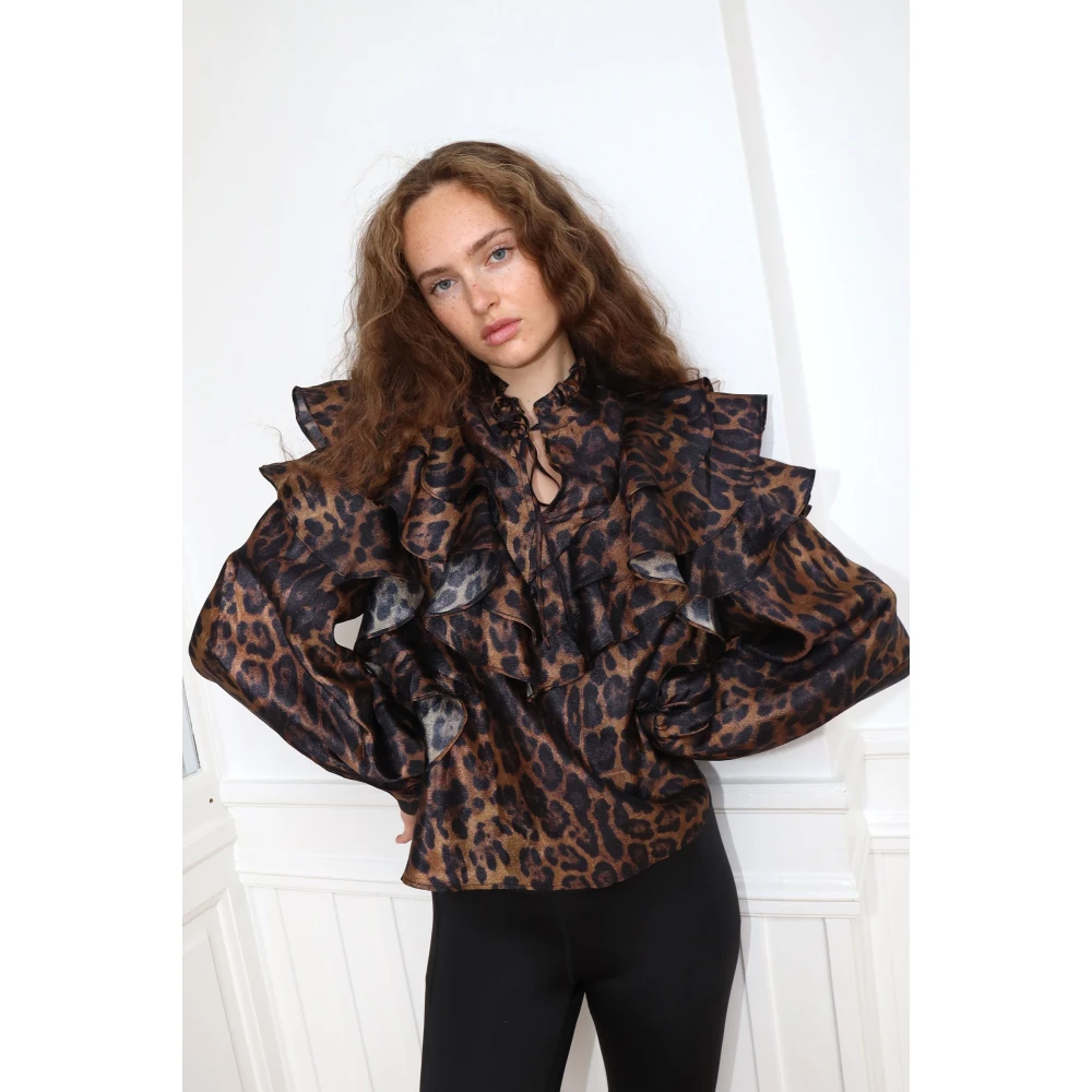 Cras Blouse met ruches en hoge hals Brown Dames