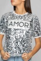 t-shirt-brode-de-sequins-avec-impression