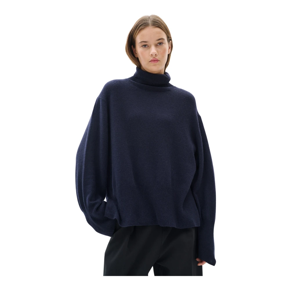 InWear Oversized Turtleneck Sweater Marine Blue Dames