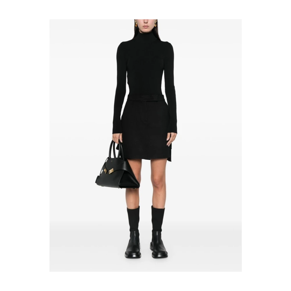Max Mara Zwarte Geborstelde Rok Laagjes Details Black Dames