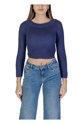 pull-en-tricot-cotele-bleu