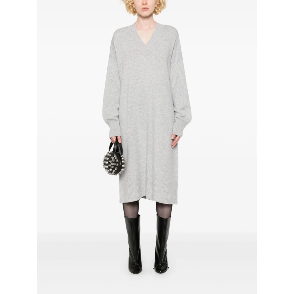 Wild Cashmere Grijze Midi Jurk met V-Hals Gray Dames
