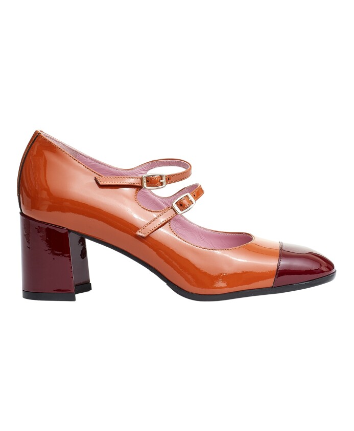 beige-lakleren-pumps
