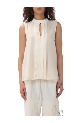 silk-keyhole-blouse