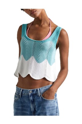 chic-galea-top