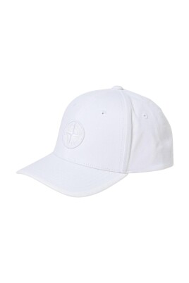 chic-black-baseball-cap