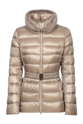 beige-belted-jacket-with-faux-fur-collar