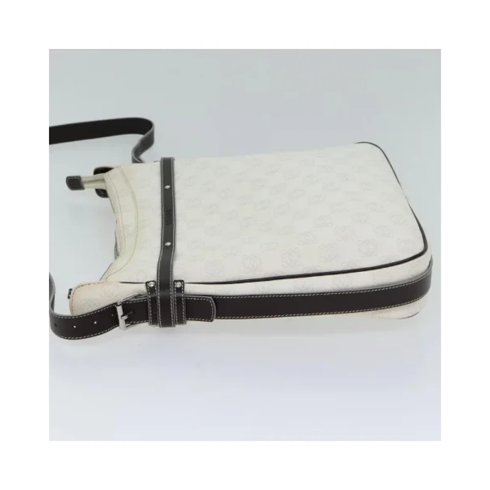 Loewe Pre-owned Fabric shoulder-bags White Dames