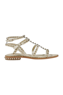 beige-leather-bow-sandals