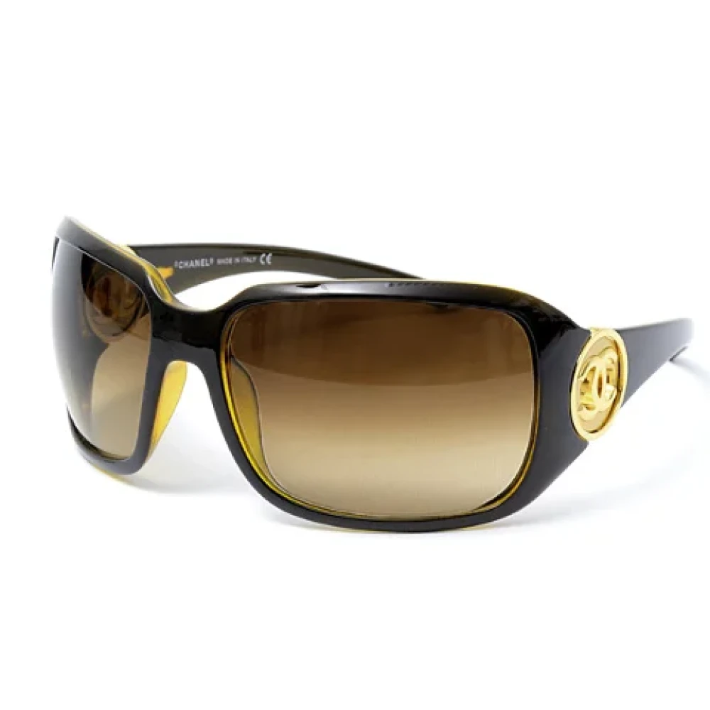 Chanel Vintage Pre-owned Plastic sunglasses Brown Dames