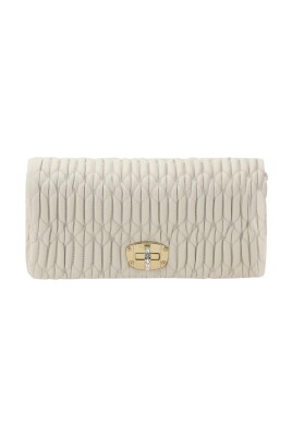 crystal-clasp-nappa-clutch