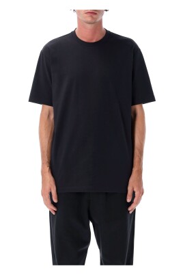 black-graphic-t-shirt-short-sleeves