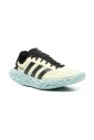 yellow-sneakers-lace-up-rubber-sole