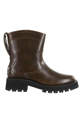 Studs Low Boot