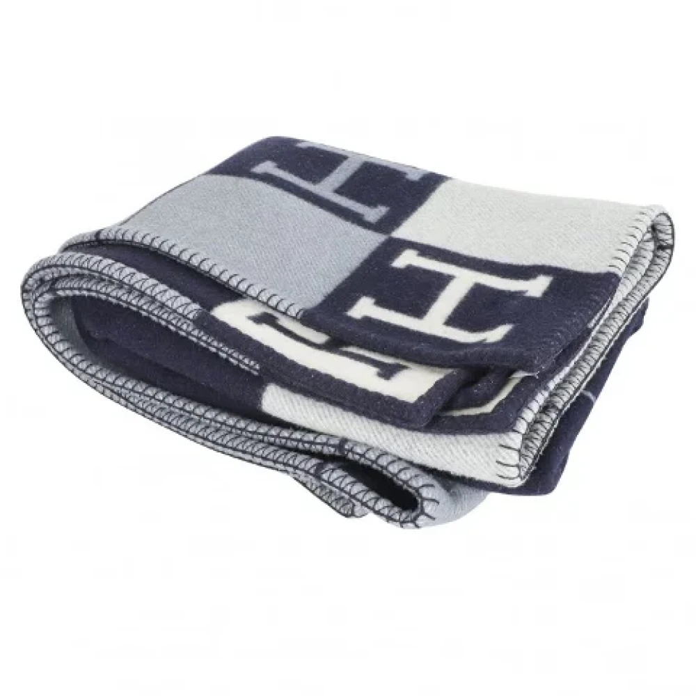 Hermès Vintage Pre-owned Cashmere scarves Blue Dames