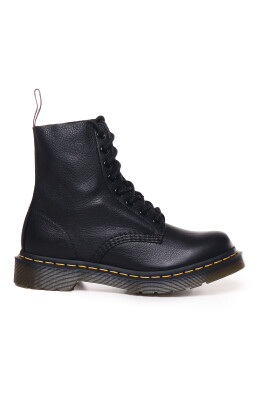 black-leather-lace-up-boots