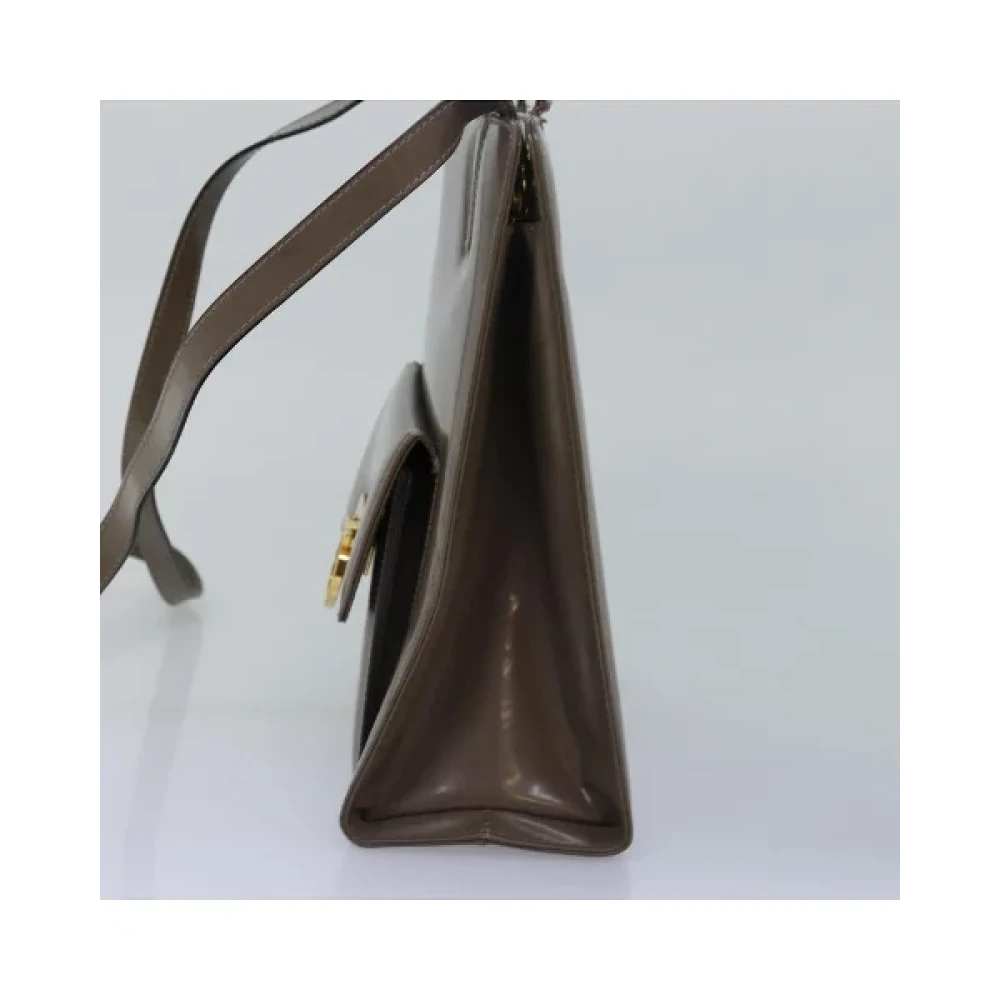 Salvatore Ferragamo Pre-owned Plastic handbags Gray Dames