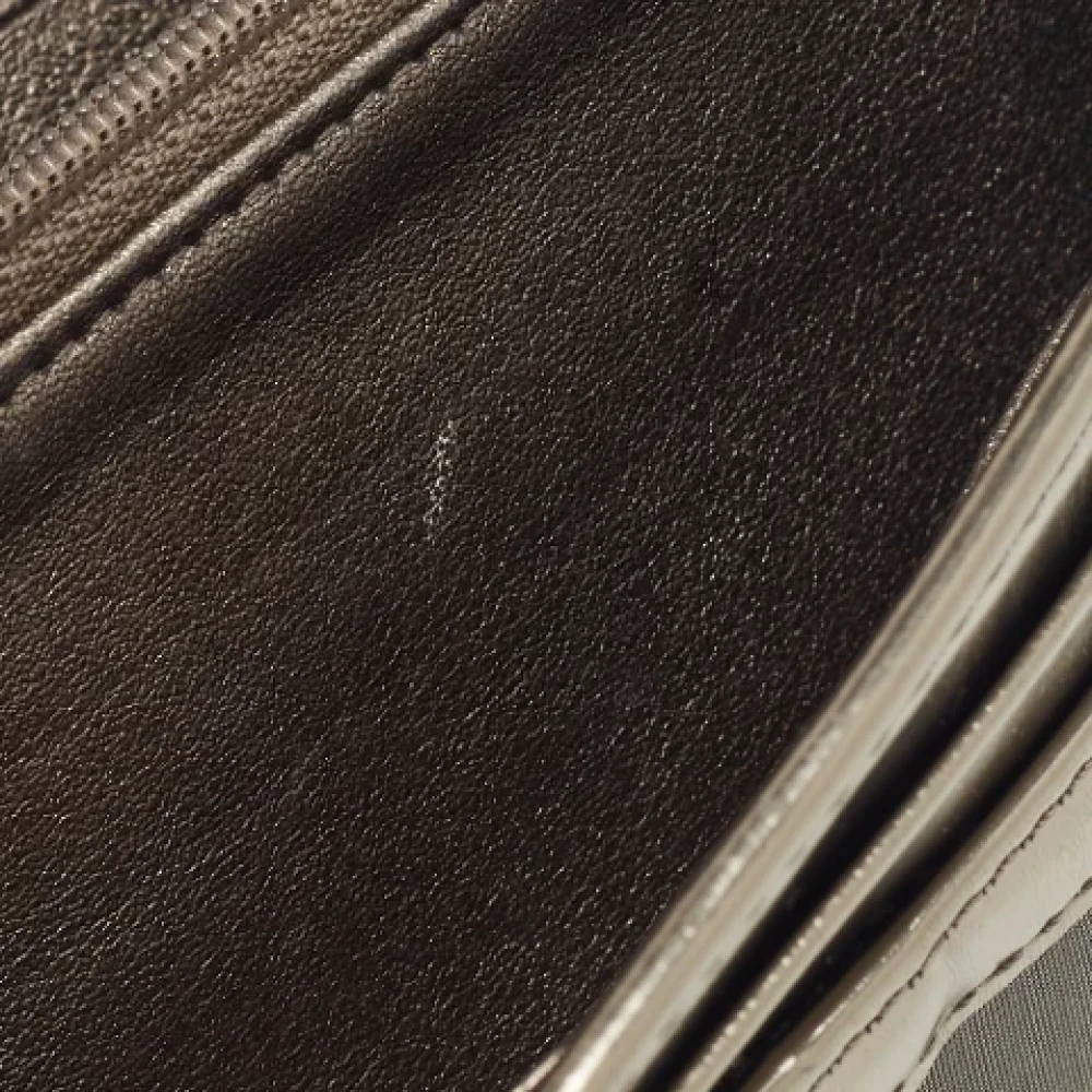 Burberry Vintage Pre-owned Nylon wallets Gray Dames