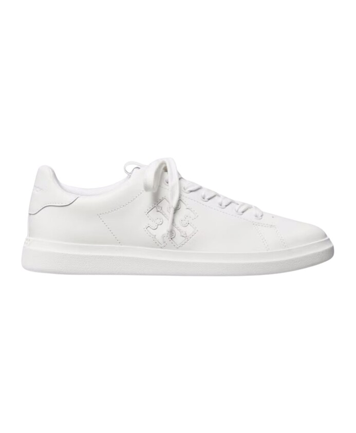 sneakers-de-court-blanches-d-inspiration-retro
