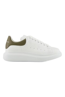 white-oversized-sneakers-in-khaki