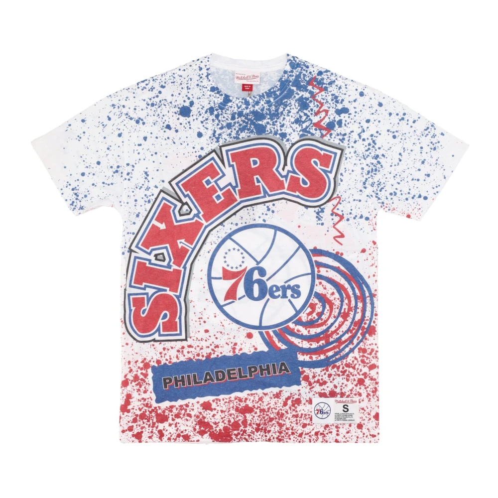 Mitchell & Ness NBA Team Burst Tee Phi76e Multicolor Heren