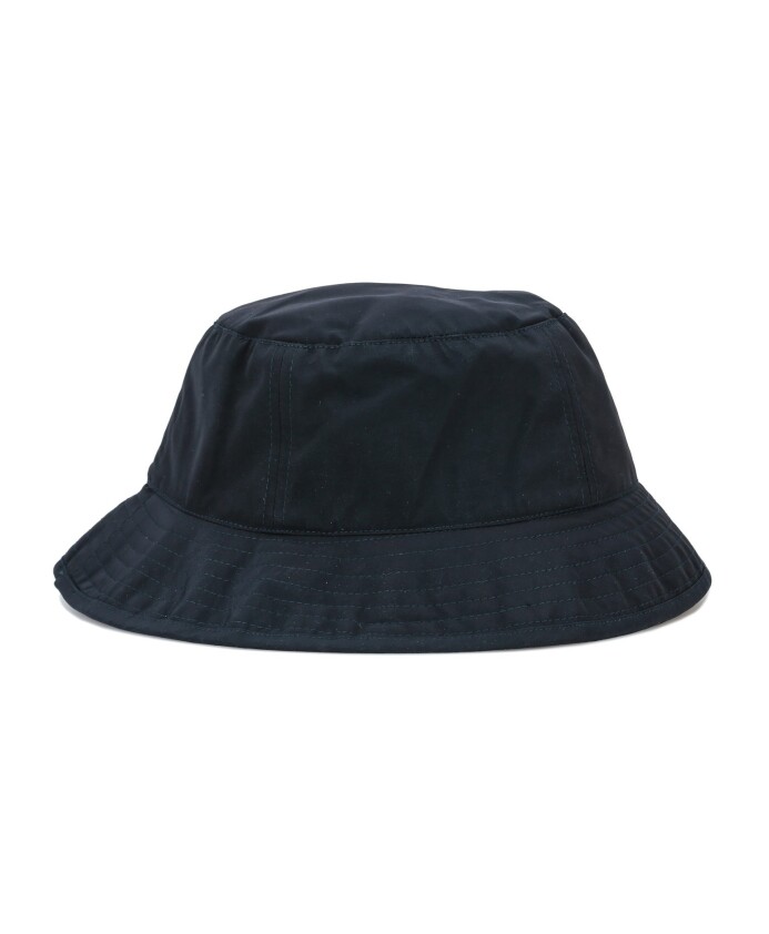 chapeau-seau-en-nylon-iridescent-de-la-collection-ss21