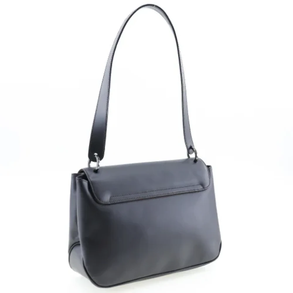 Salvatore Ferragamo Pre-owned Fabric shoulder-bags Black Dames