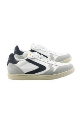 blue-sneakers-for-men-aw24